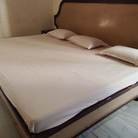 קניאקומרי Hotel John מראה חיצוני תמונה