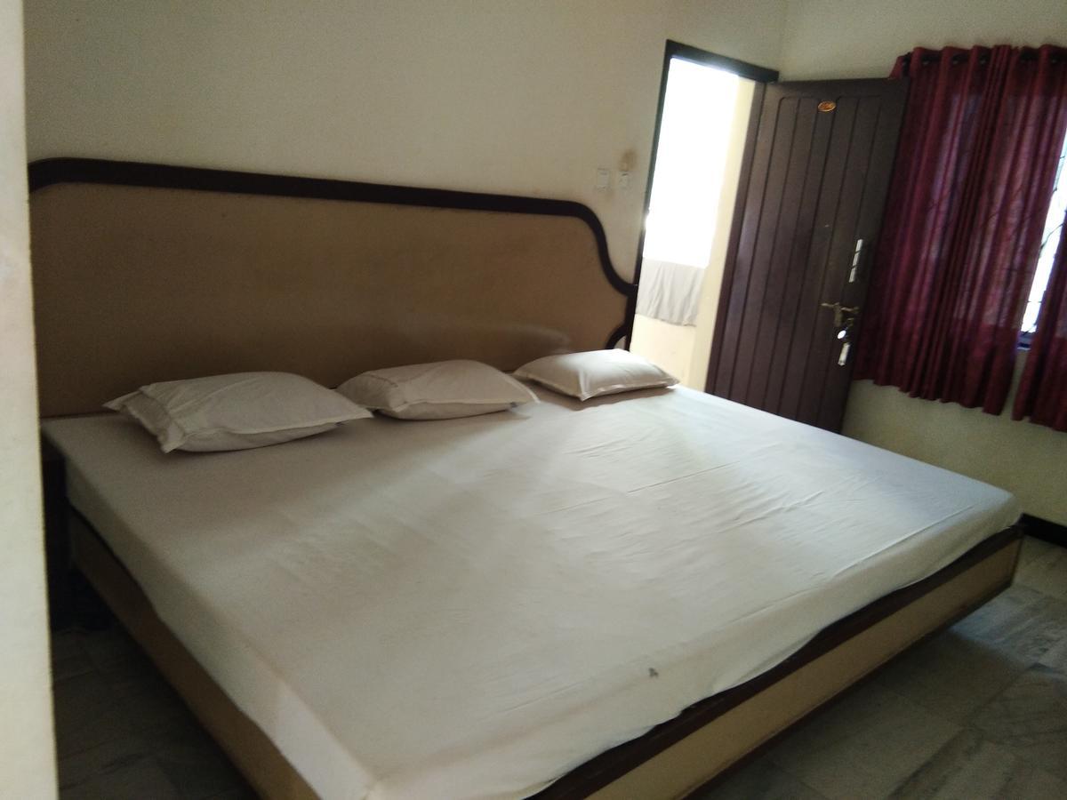 קניאקומרי Hotel John מראה חיצוני תמונה