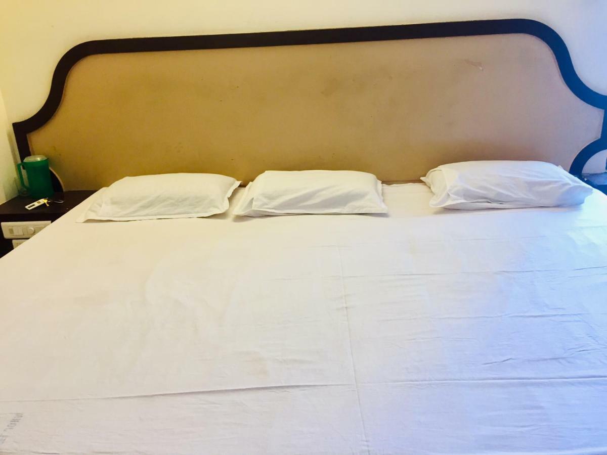 קניאקומרי Hotel John מראה חיצוני תמונה